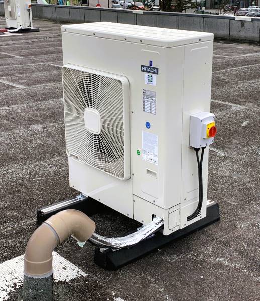 Installation climatisation toiture Gemo 