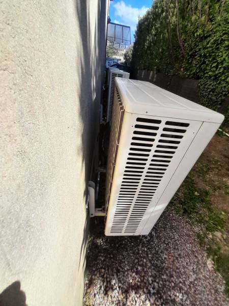 Maintenance et contrôle d’étanchéité de climatisations Mitsubishi Electric dans une clinique vétérinaire à Grasse (06)